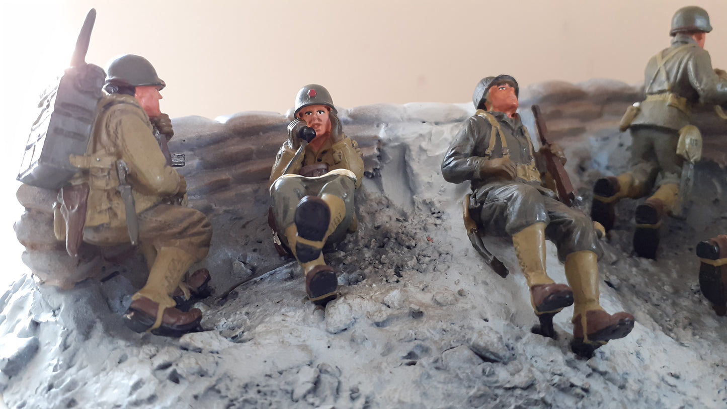 BRITAINS 17499 ww2 hold to last round dietz battle of bulge 2004 1:32 boxed wdb