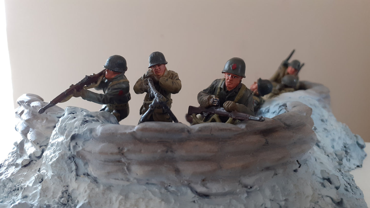 BRITAINS 17499 ww2 hold to last round dietz battle of bulge 2004 1:32 boxed wdb