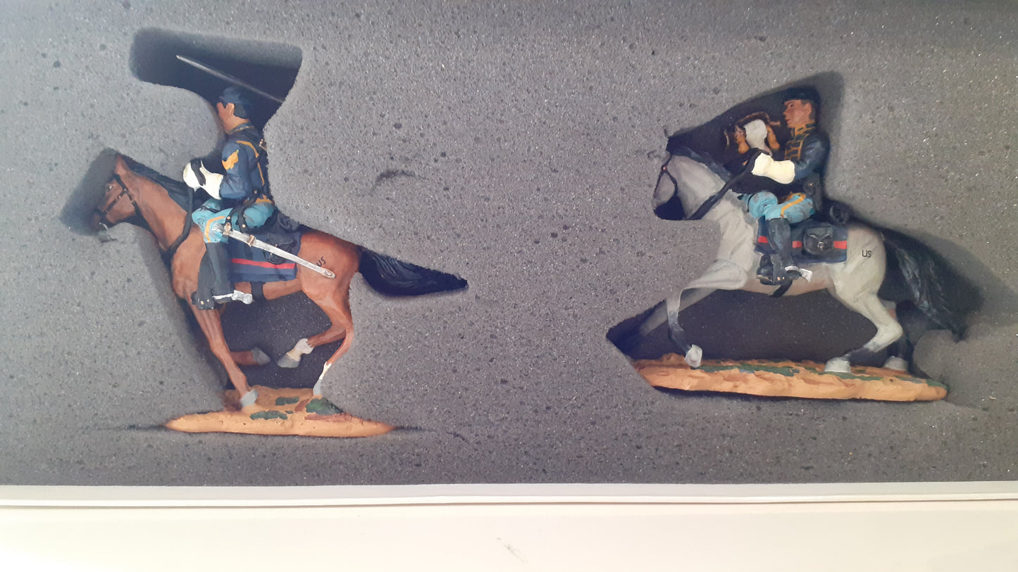 BRITAINS 17399 acw union cavalry bugler sergeant 2002 1:32 boxed