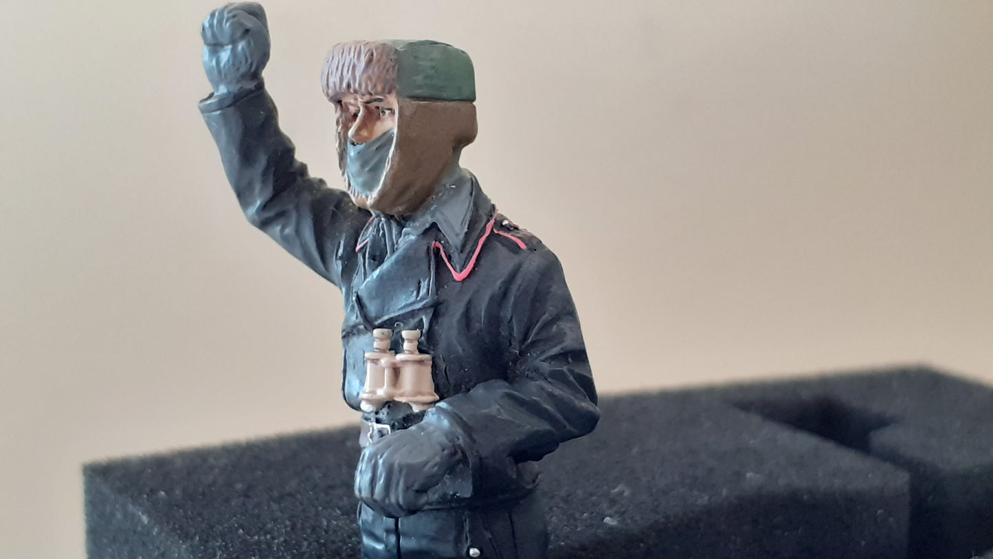 Thomas Gunn King and country ww2 German Tank Crew Commander Boxed Tc2 S3