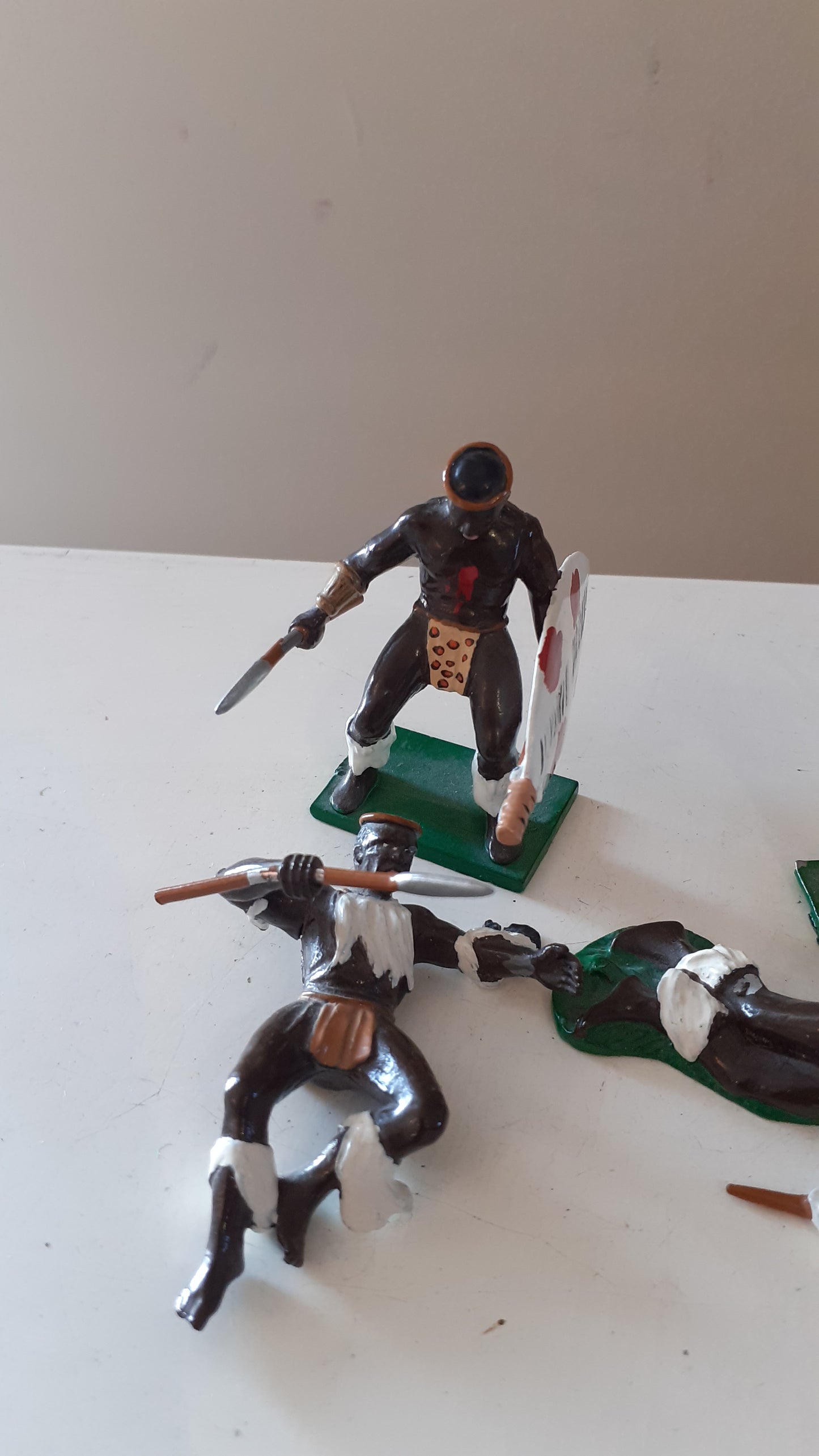 early trophy miniatures 1991 zulu War Wounded Zulus Zs28a 1:32 metal Wdb