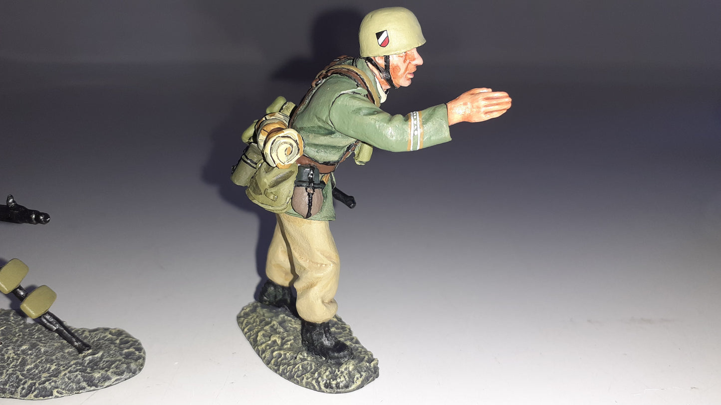 King and country 2002 ww2 German Afrika Korps Fallschirmjager Mg 1:30 Ak13 S154