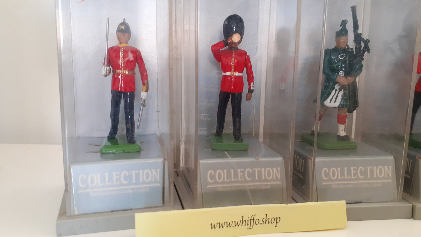 Britains 1989 Ceremonial Guards Pipers 6 Figures boxed boxed 1:32 S1