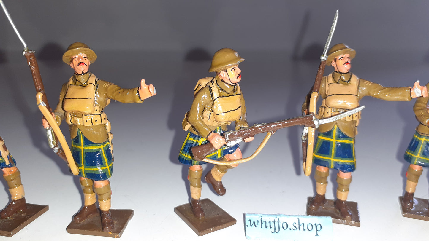 Britains Compatible Tommy Atkins Gordon Highlanders Over The Top ww1 1:32 S147
