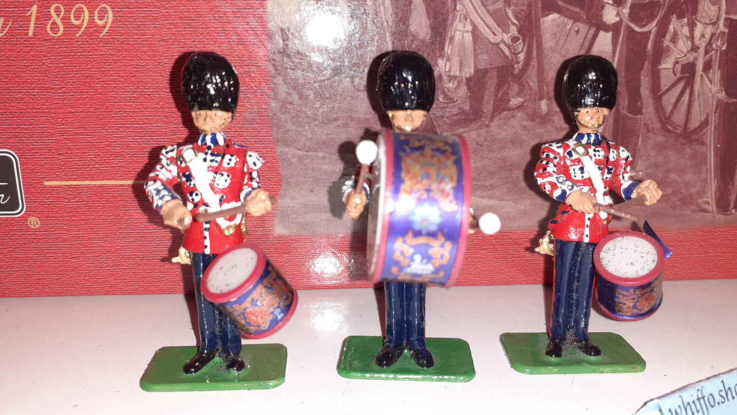 Britains 00214 1999 Band Scots Guards Pipes Drums Victoria 1:32 metal boxd S8b