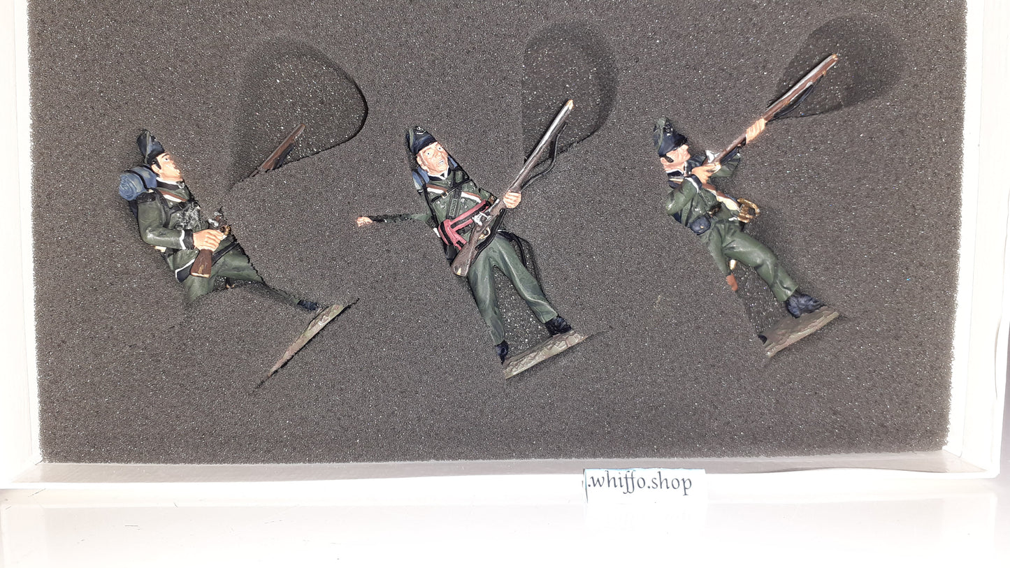 Britains 17255 2001 British 95th Rifles Waterloo Napoleonic 1:32 metal boxd S8b for sale