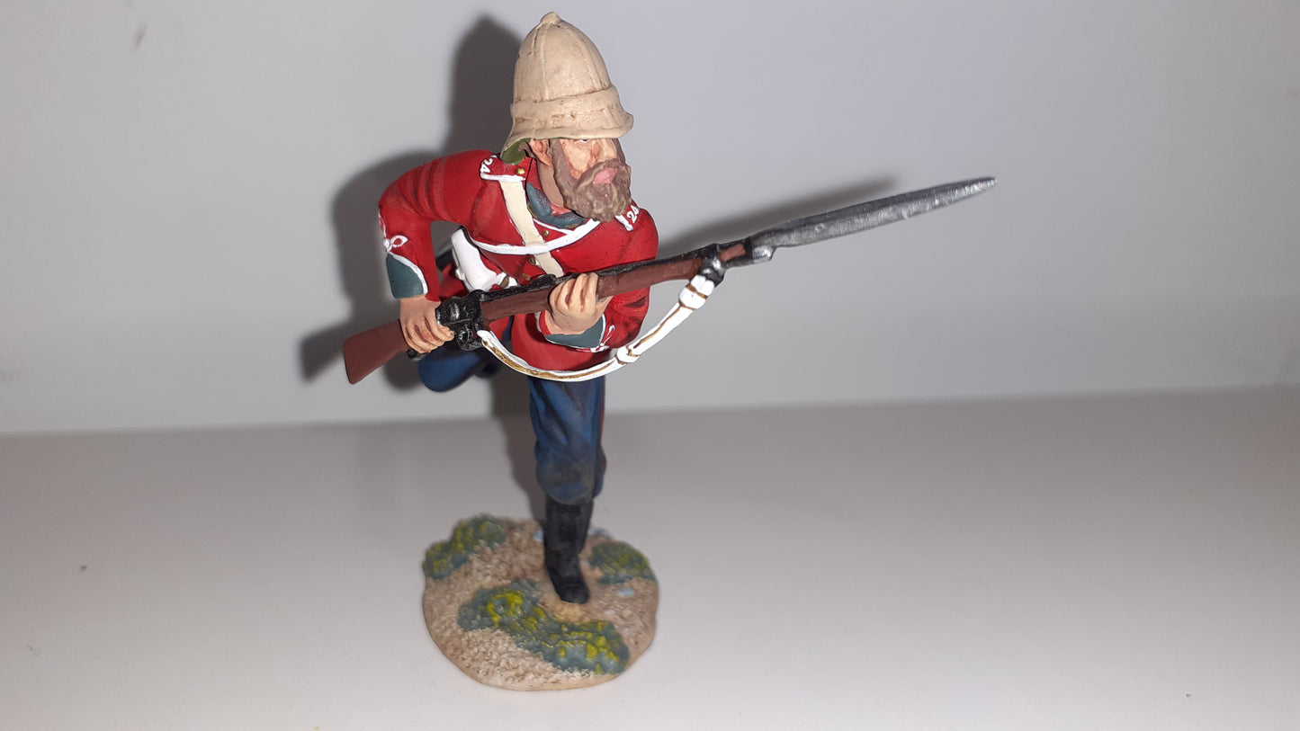 Britains 20044 Zulu wars 24th Foot Running Charging 1:32 2009 boxed B11