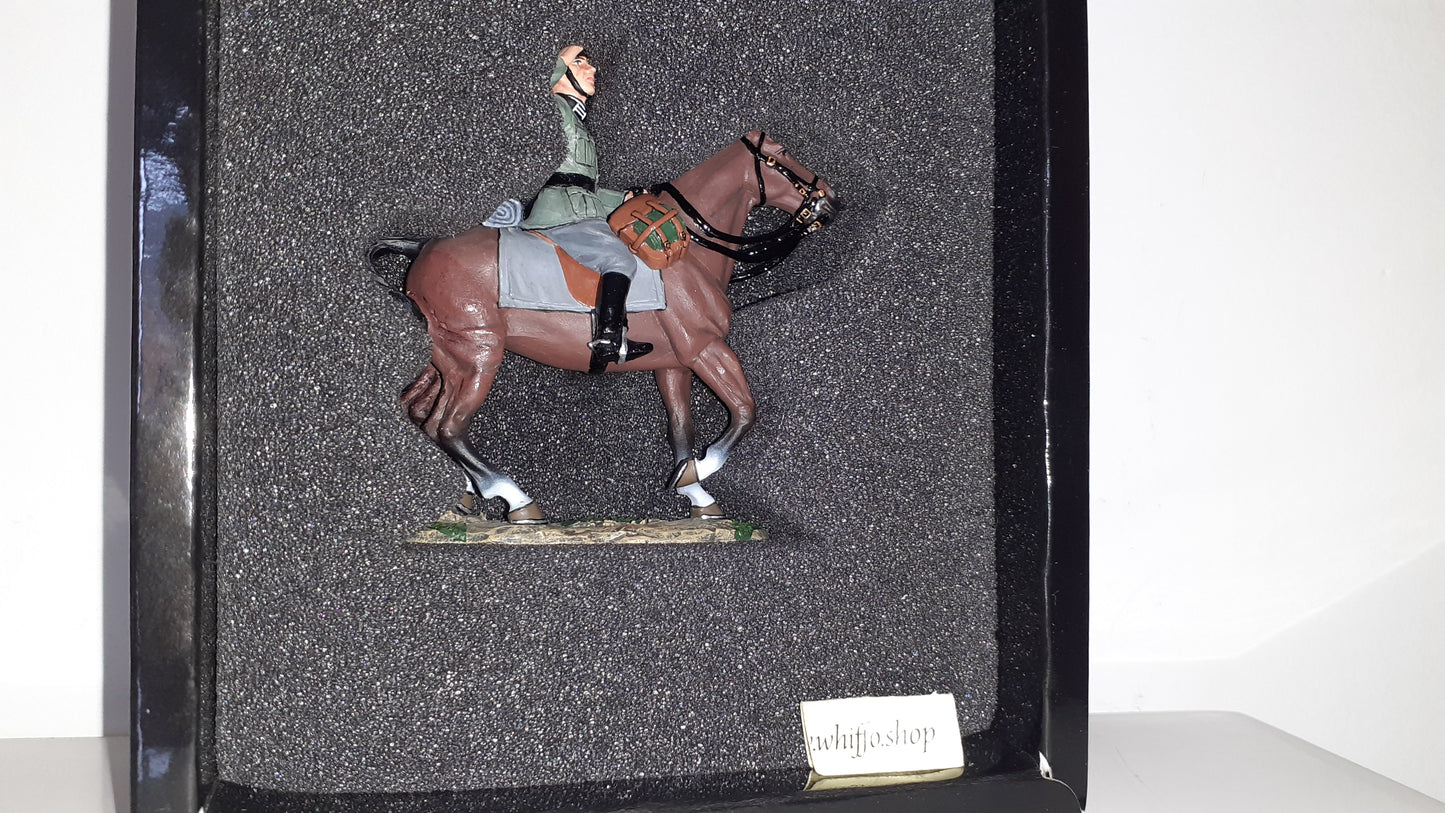 King and country fob056 German Ww2 Wehrmacht Mounted Officer boxed 1:30 S6