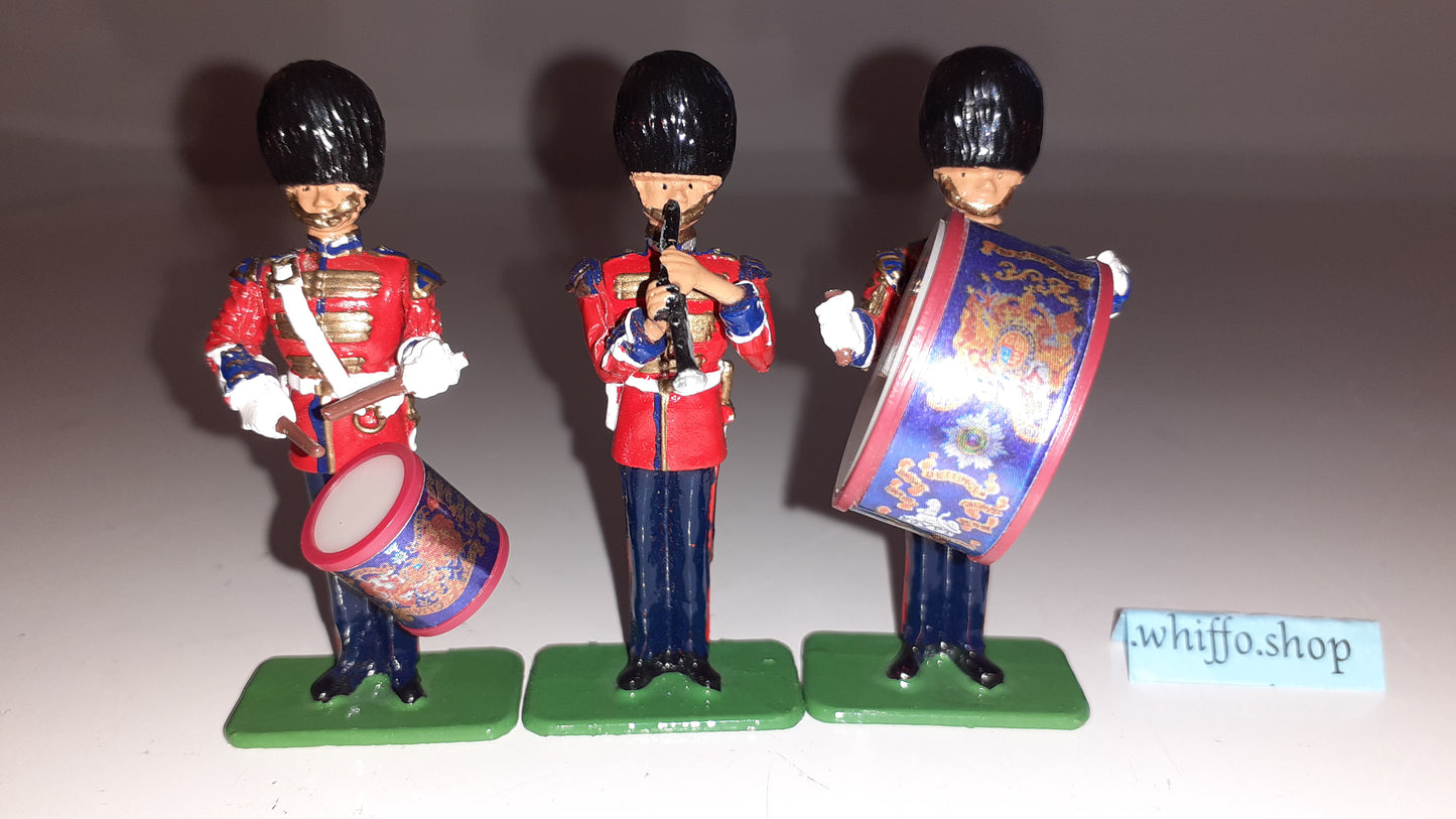 Britains 5992 Queen Victoria Scots Guards Drums band 1:32 metal boxed S8 for sale
