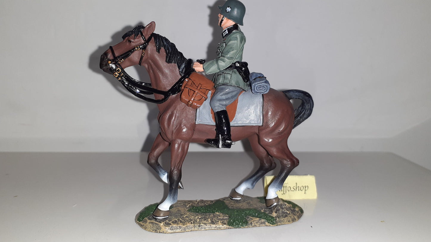 King and country fob056 German Ww2 Wehrmacht Mounted Officer boxed 1:30 S6