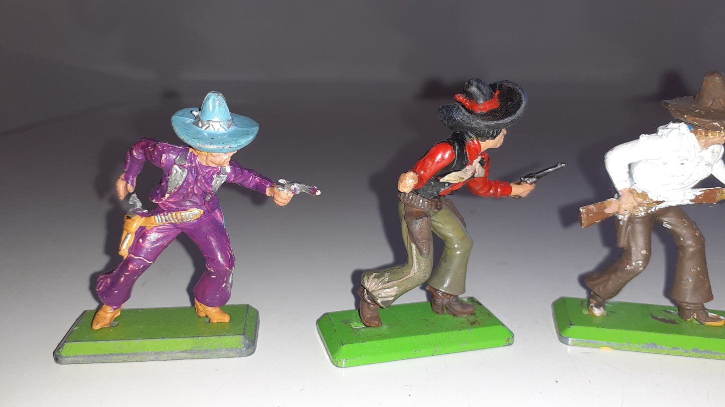 Britains deetail Wild West Mexicans 1970s 1:32 b25