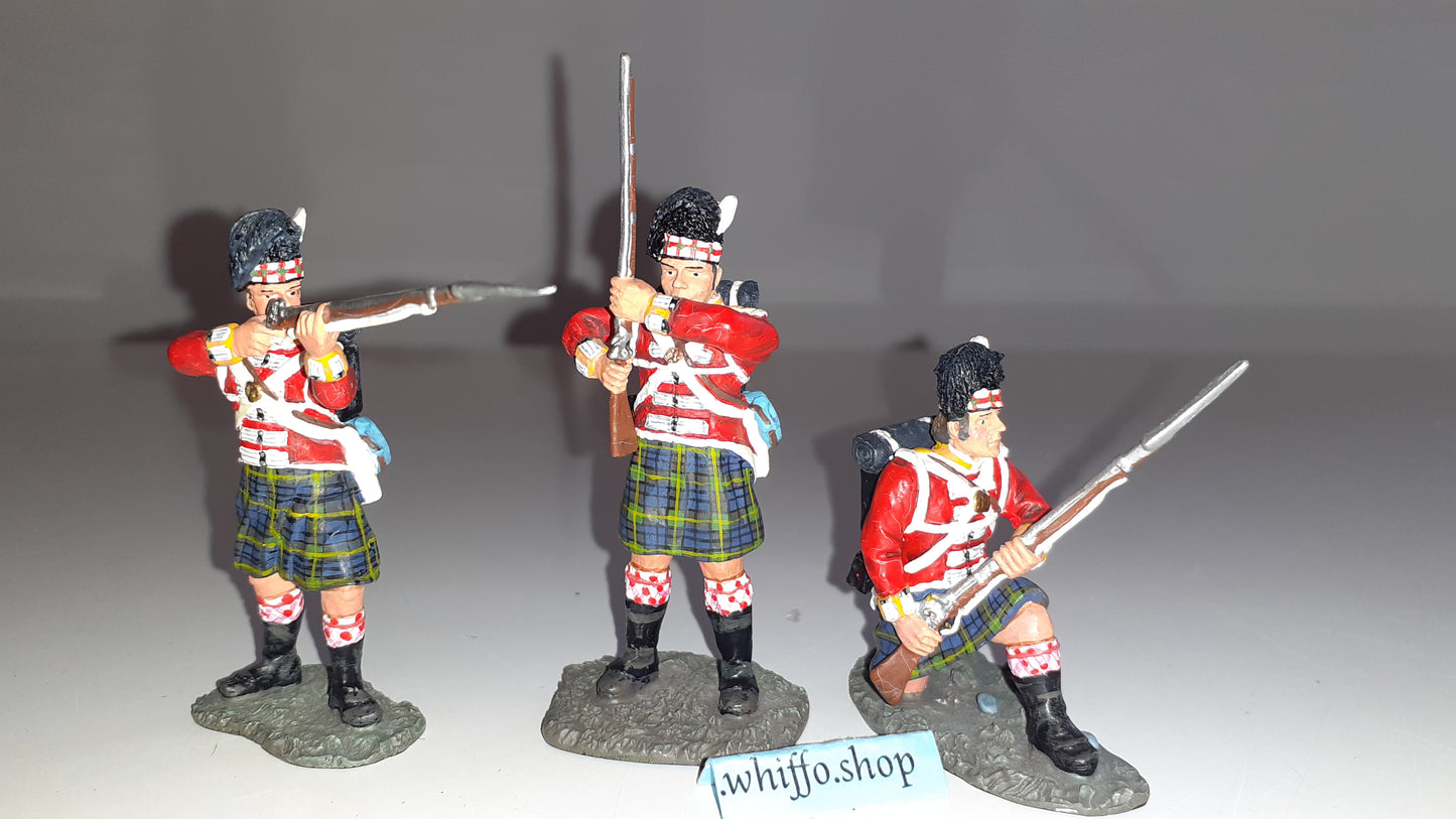 Britains 17297 2001 British 92nd Foot Waterloo Napoleonic 1:32 metal boxed S8b for sale