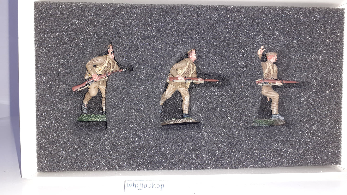Britains ww1 17807 2006 British Infantry Mons Fusiliers 1914 metal boxd S636