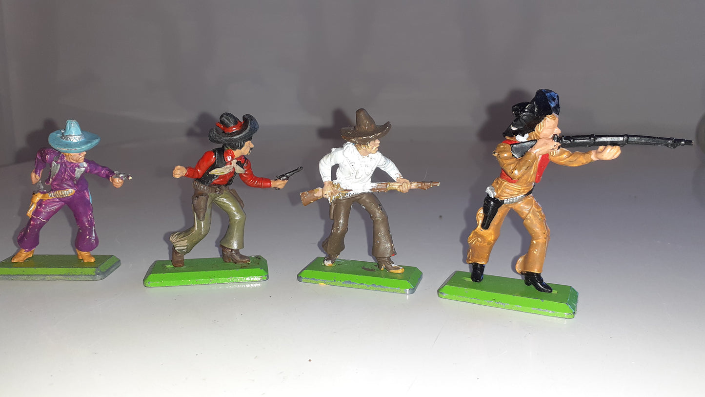 Britains deetail Wild West Mexicans 1970s 1:32 b25