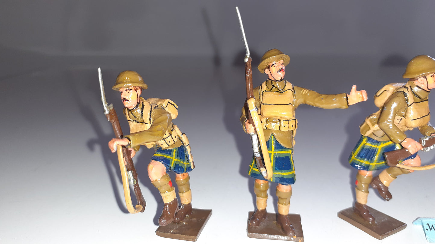 Britains Compatible Tommy Atkins Gordon Highlanders Over The Top ww1 1:32 S147