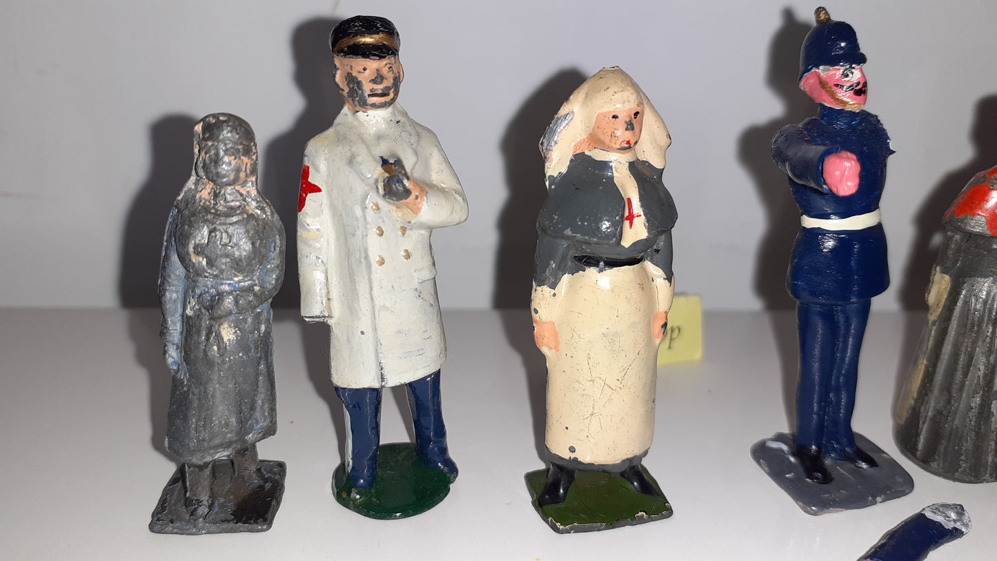 Britains Johillco Various Nurse Medical 24th Zulu Casualties 1:32 No box B2