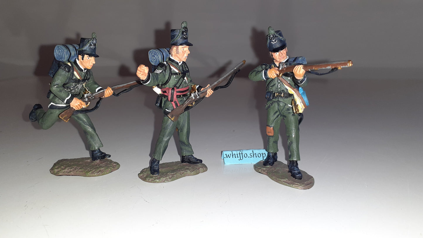 Britains 17255 2001 British 95th Rifles Waterloo Napoleonic 1:32 metal boxd S8b for sale