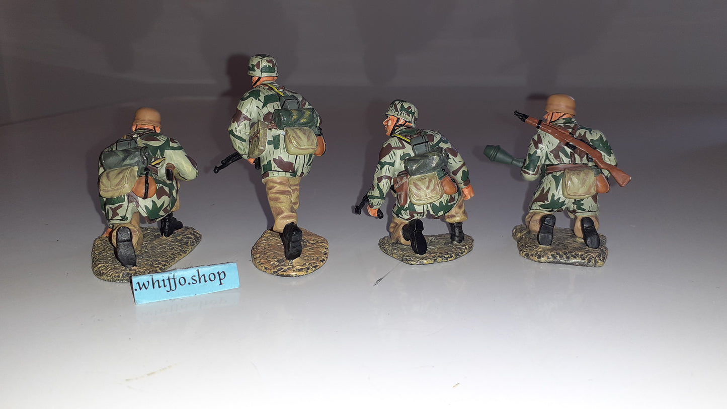 King and country Ww2 2001 Fj05 German Fallschirmjager Paras Ambush box 1:30 S1