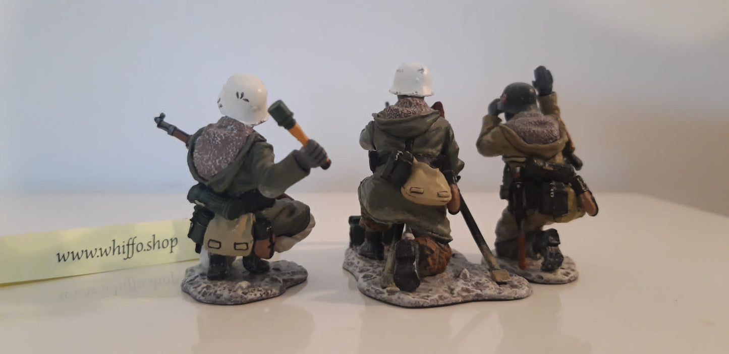 king and country Ww2 German Winter Mg42 Team Wss82 1:30 metal boxed Wdb