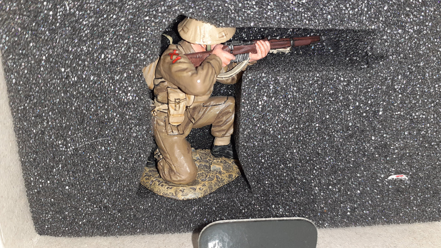 King and country Ww2 British Kneeling Firing Fob28 Fob028 boxed 1:30 Rb