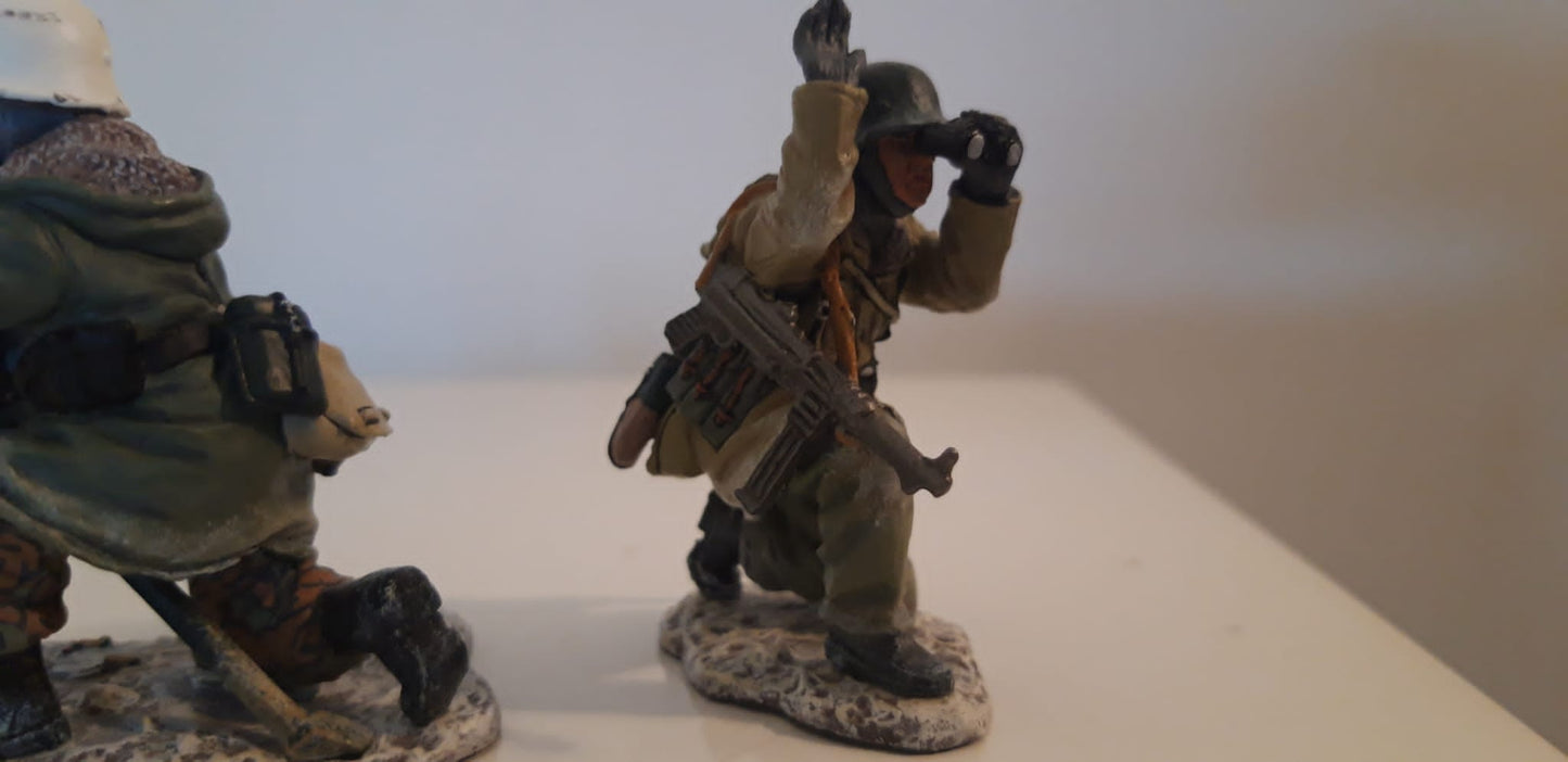 king and country Ww2 German Winter Mg42 Team Wss82 1:30 metal boxed Wdb