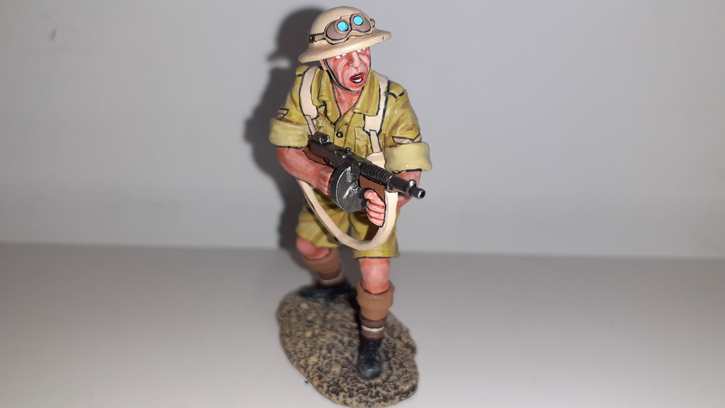 King and country Ww2 8th Army Tommy Gun boxed 1:30 2012 B11
