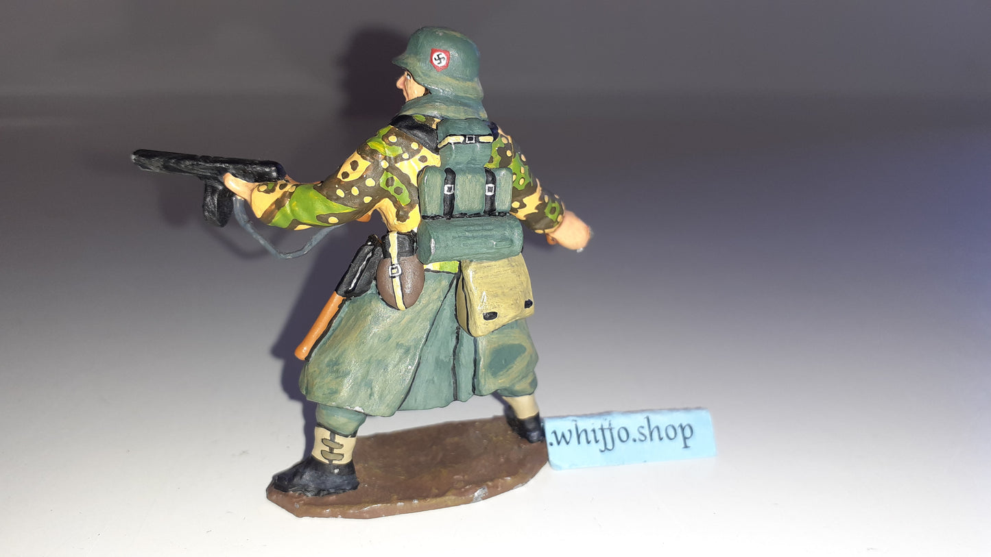 King and country Ww2 Ws17 German Missing Stick Gren.1945 1999 no box 1:30 W1211
