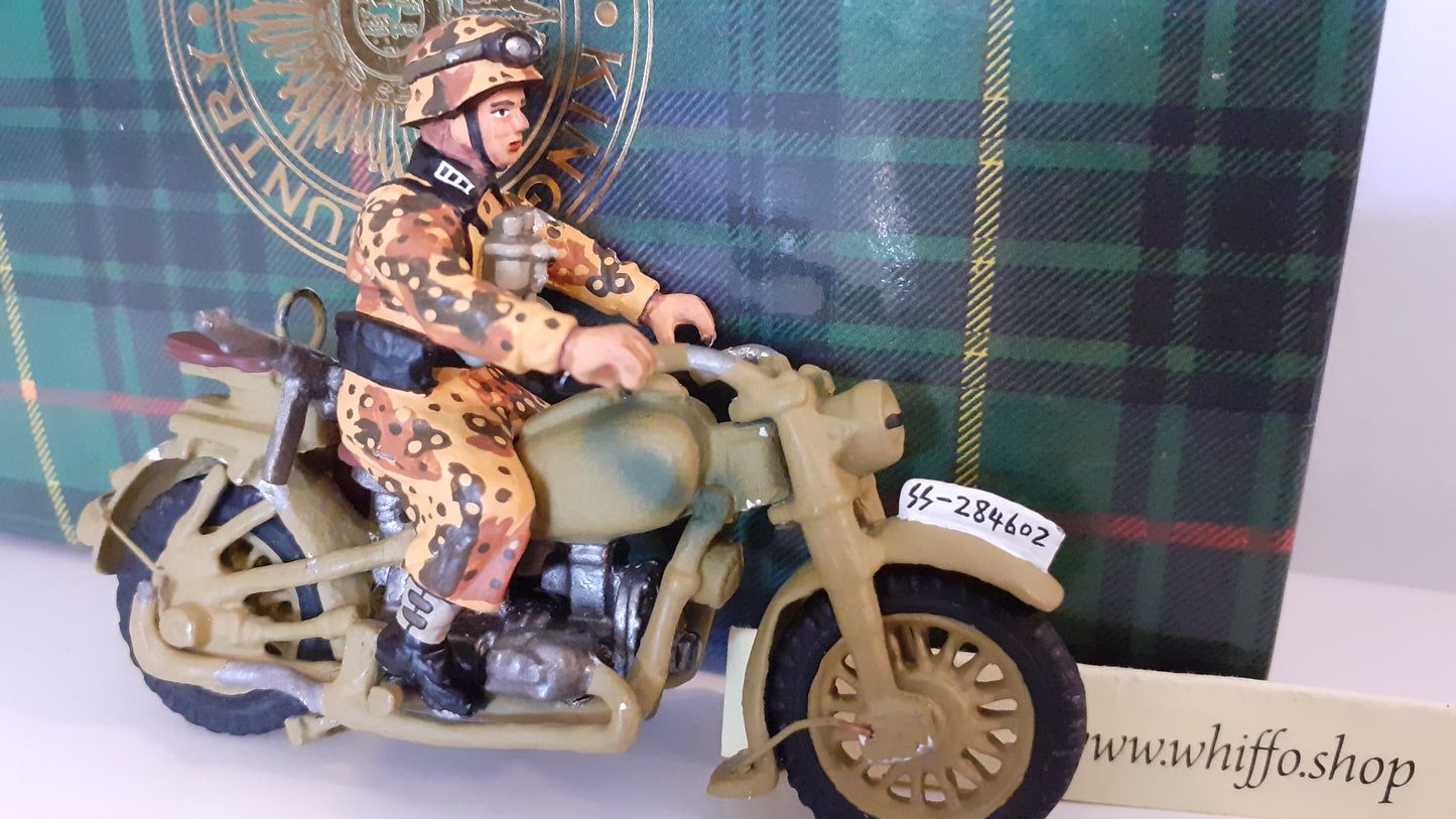 King and country Ww2 German Dispatch Rider Bmw Motorcycle boxed 1:30 Ws03 S2