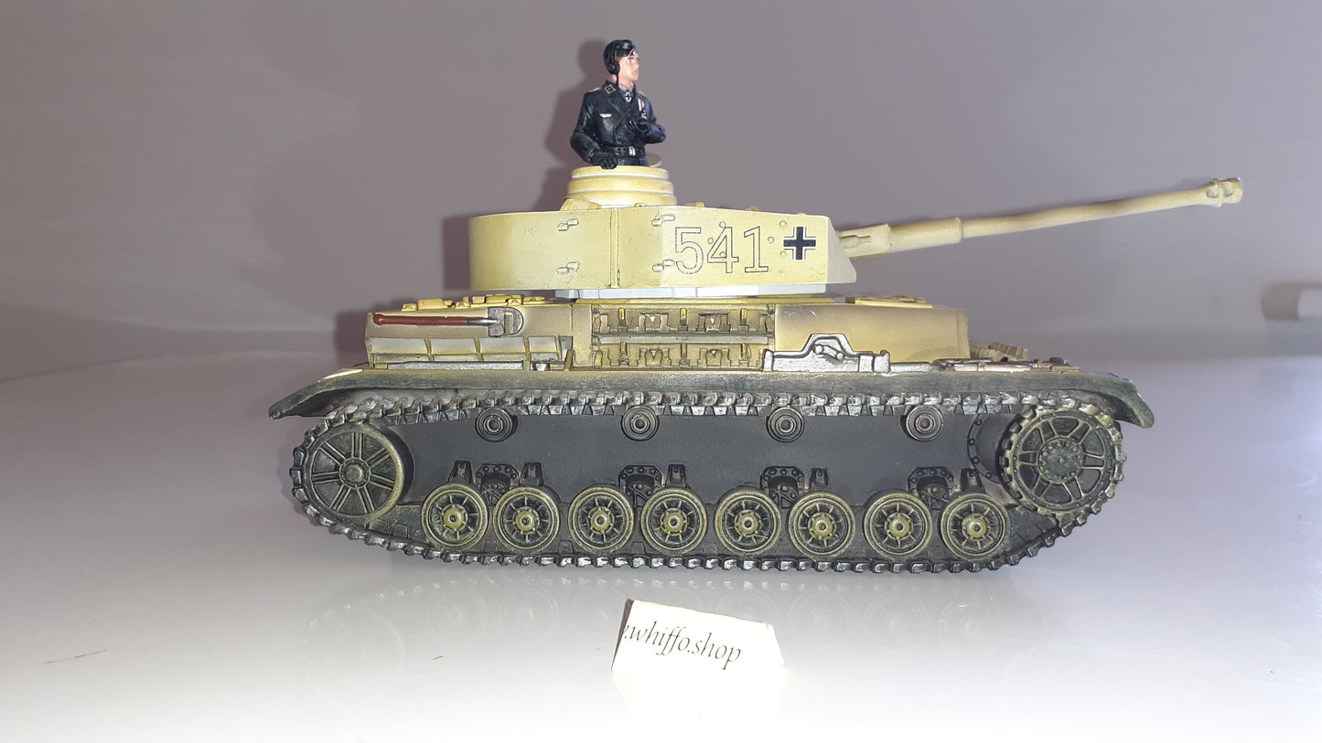 Britains 17460 541 ww2 German Winter Panzer 4 tank IV boxed 1:32 2003 S4