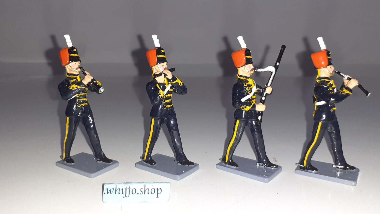 Britains 40294 Queen Elizabeth 7th Hussars Band 2001 1:32 metal boxed Set 3 S523