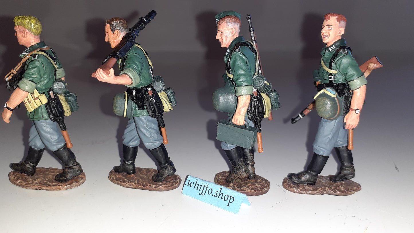 king and country wss40 ww2 German 1944 Marching Wehrmacht 2003 1:30 metal Wdb97