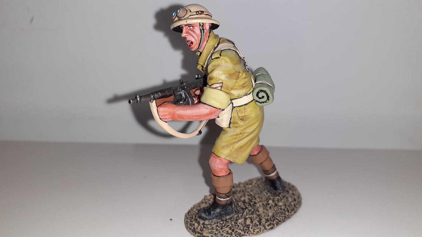 King and country Ww2 8th Army Tommy Gun boxed 1:30 2012 B11