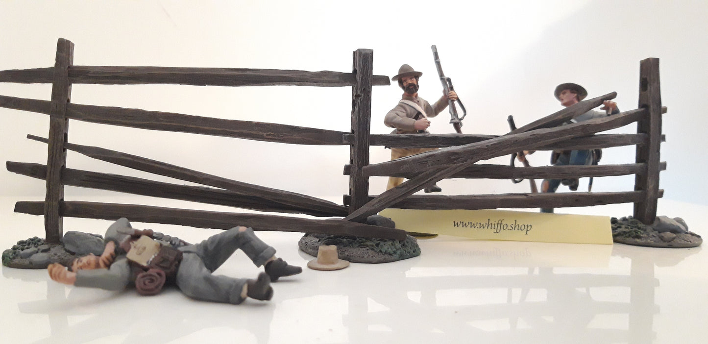 Britains 31221 2013 Acw Confederate Come On Boys Over Fence boxed 1:32 Wdb