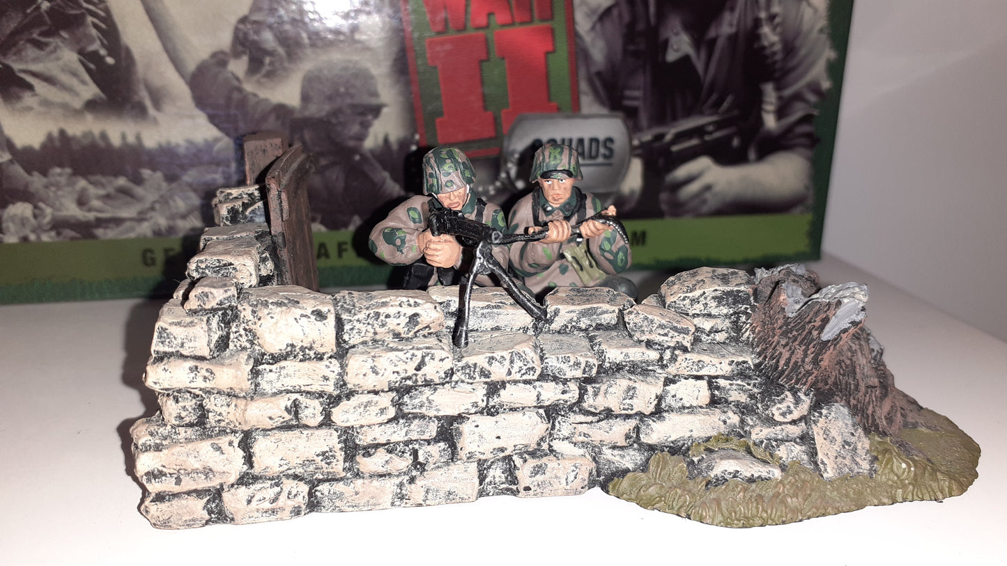 BRITAINS 17147 Ww2 German Mg42 Team 2000 1:32 S3