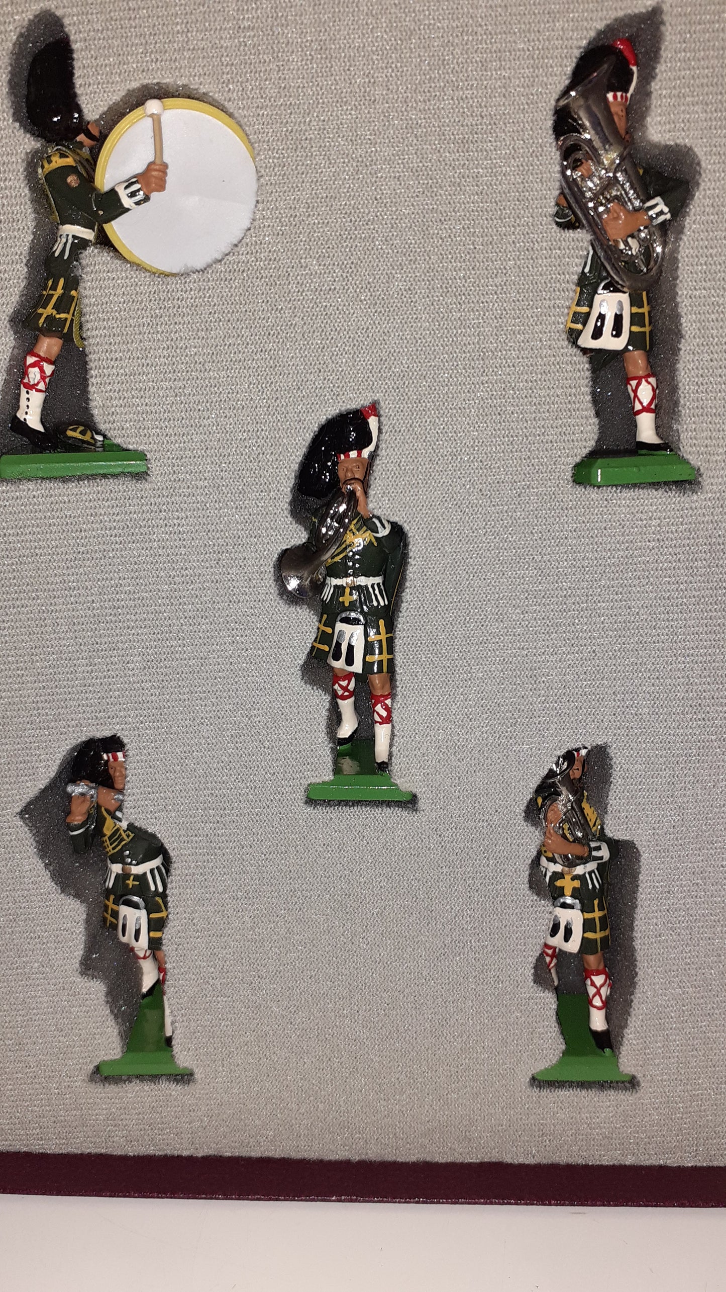 Britains Hamleys 00028 1st Battalion Gordon Highlanders Regimental 1997 boxed Ltd S7