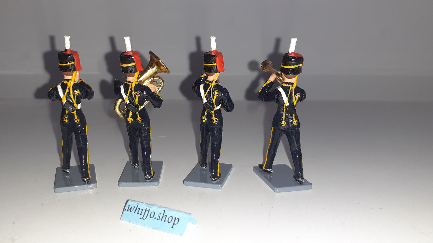 Britains 40265 Queen Elizabeth 7th Hussars Band 2001 1:32 metal boxed Set 2 S523