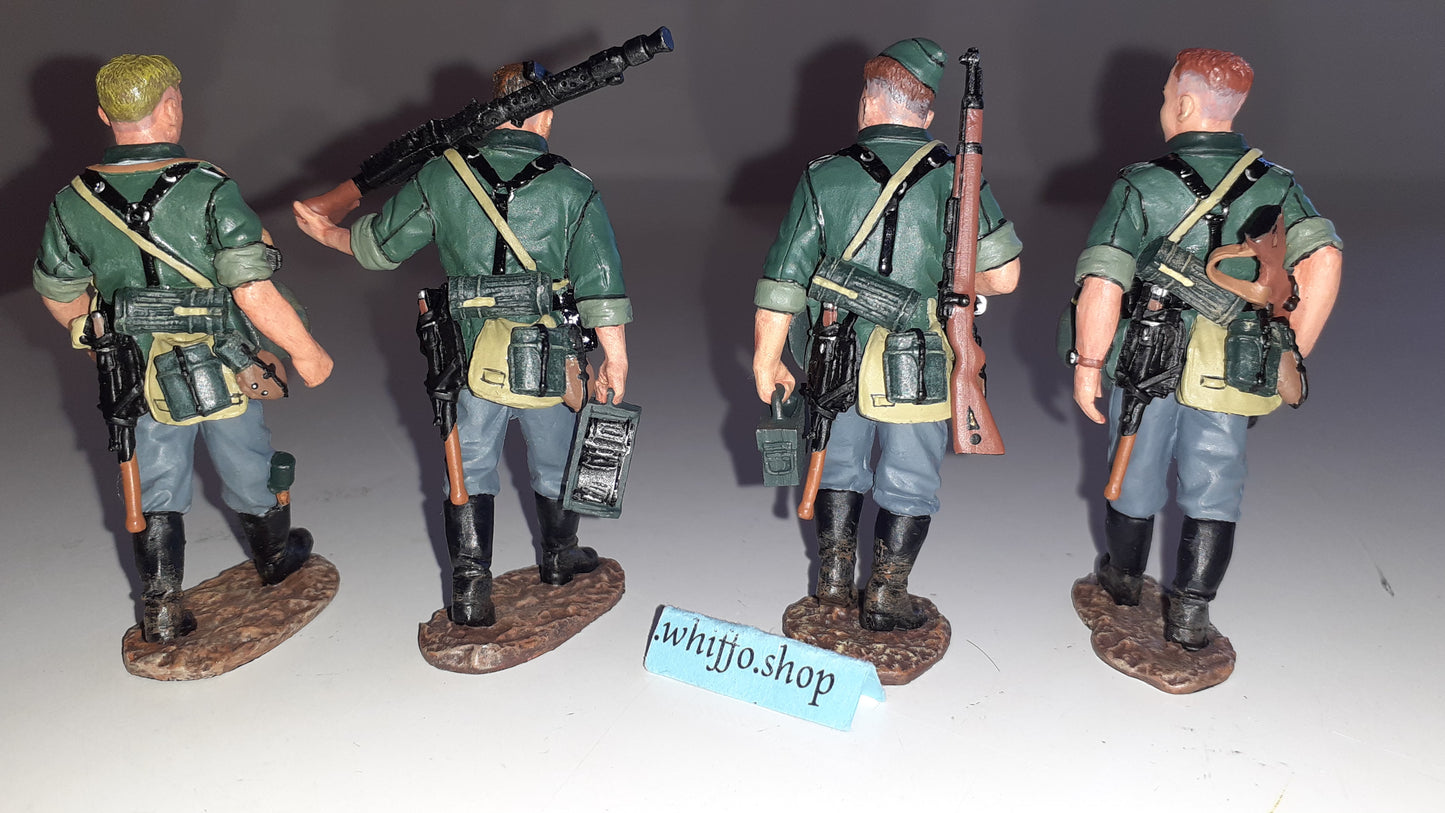 king and country wss40 ww2 German 1944 Marching Wehrmacht 2003 1:30 metal Wdb97