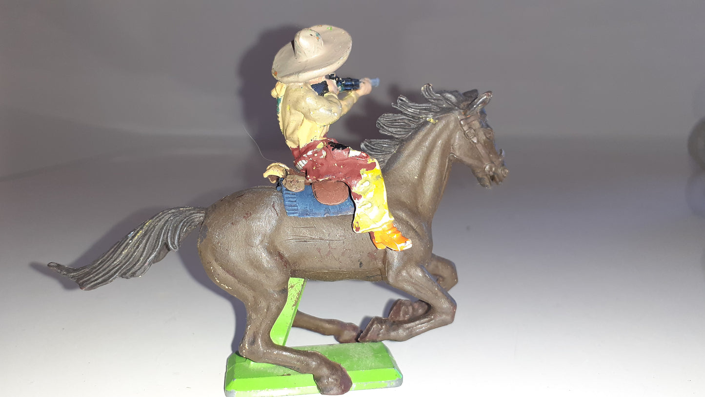 Britains deetail Wild West mounted Mexicans 1970s 1:32 b25