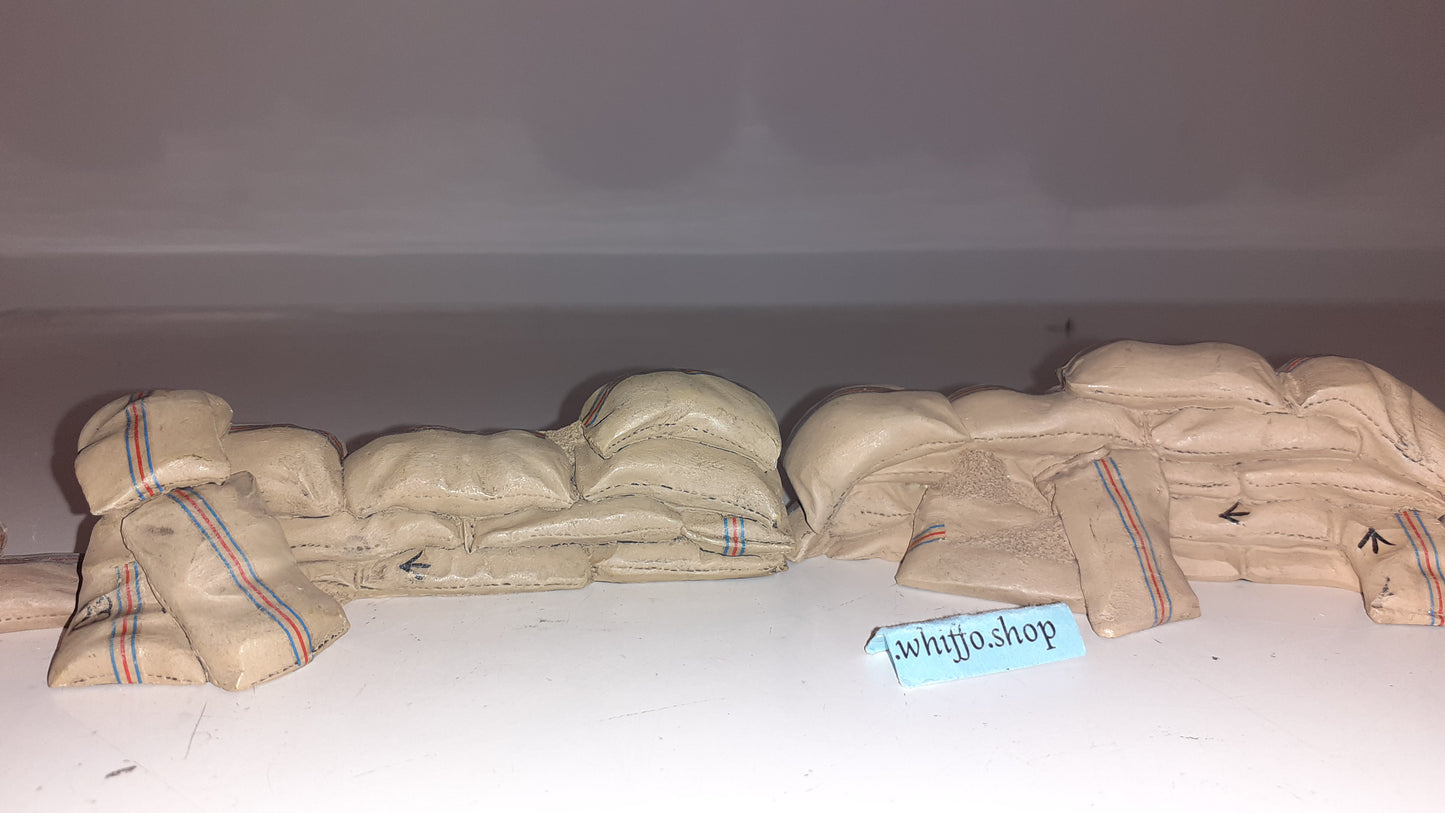 Britains 24th Foot Zulu War 51003 Mealie Bags Curve Straight 5 Pieces 1:32 S70
