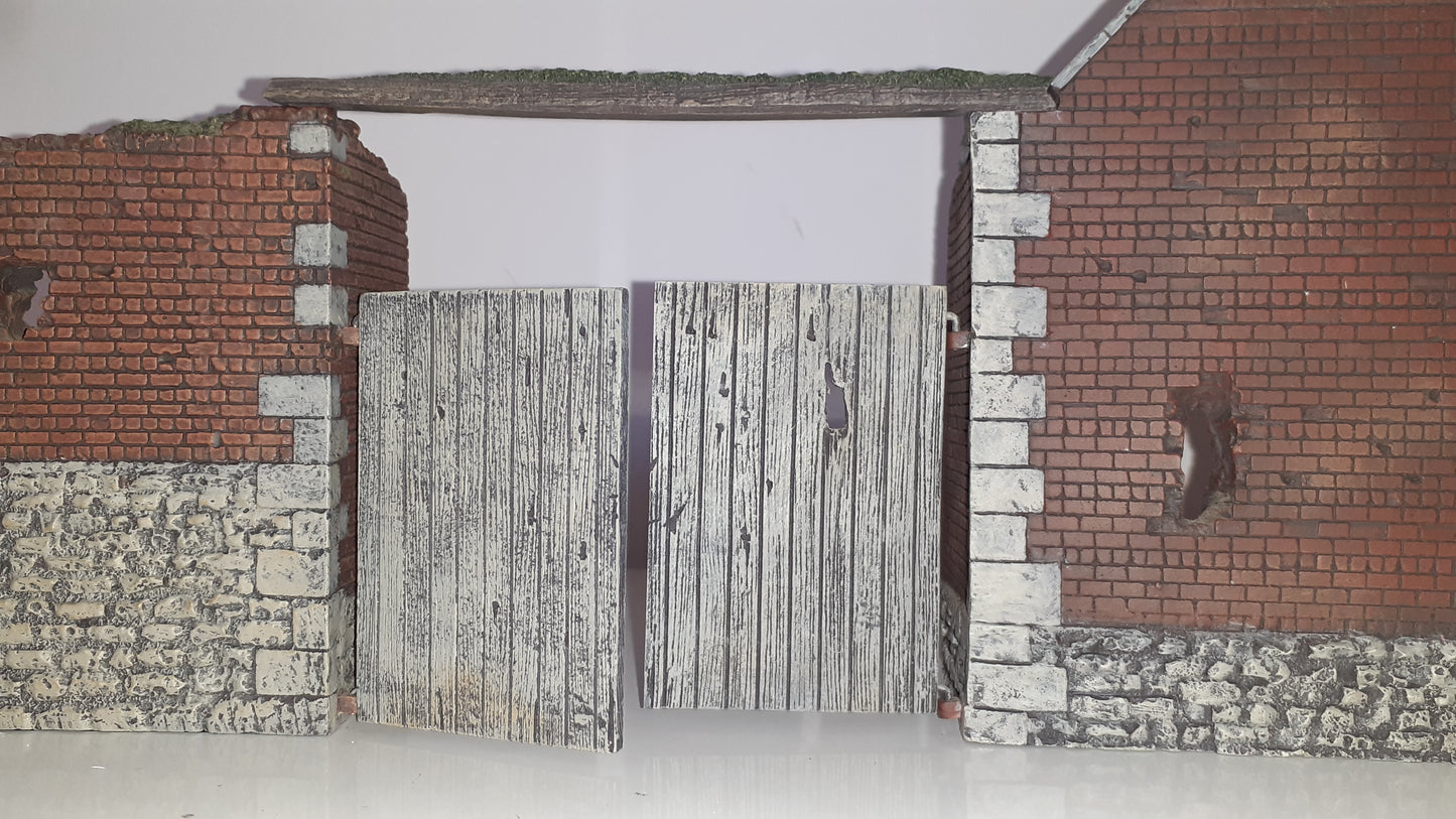 BRITAINS 17878 Waterloo Hougoumont North Gate Napoleonic 2007 1:32 S7