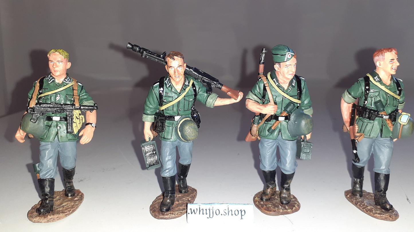 king and country wss40 ww2 German 1944 Marching Wehrmacht 2003 1:30 metal Wdb97