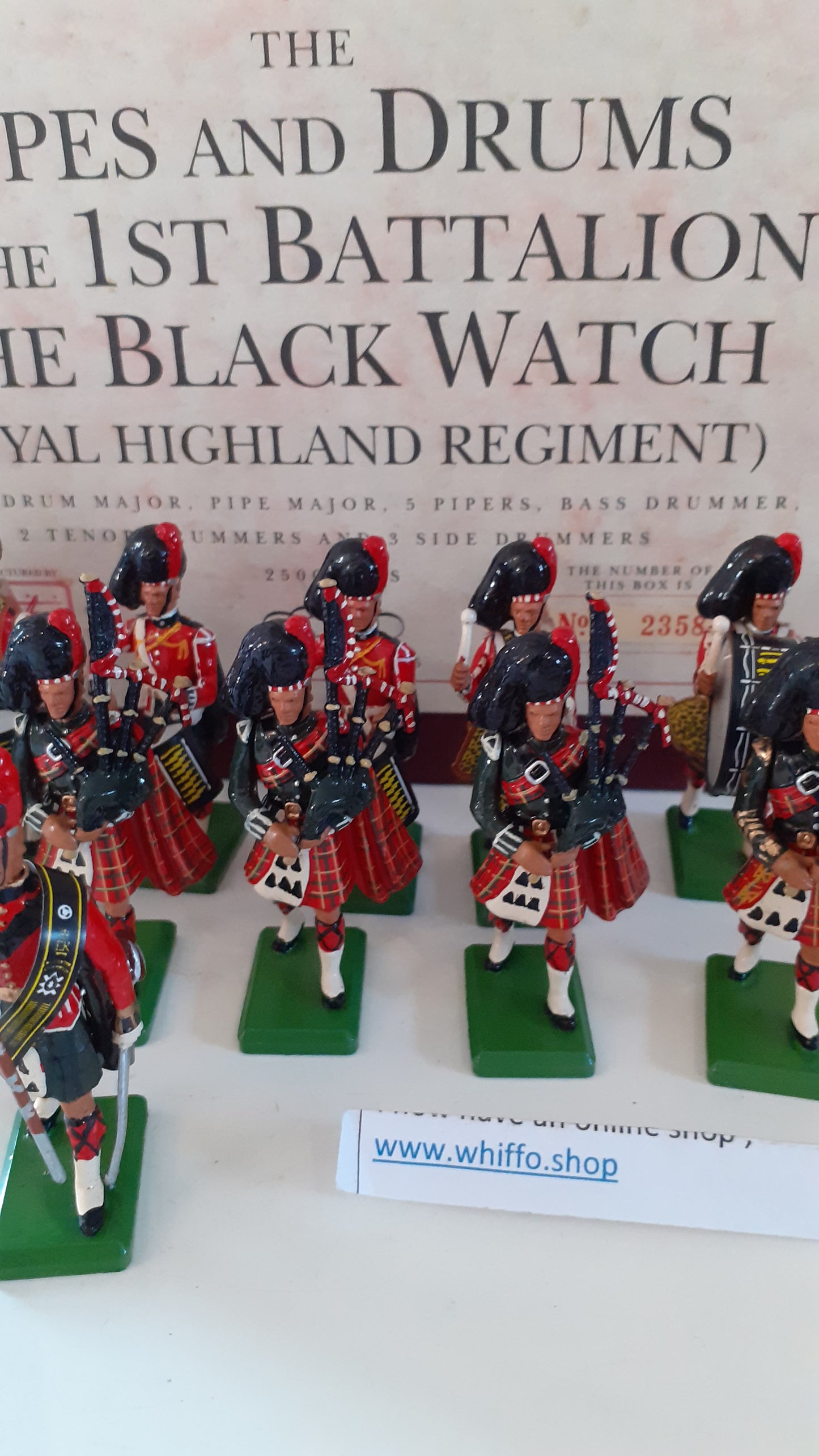 Britains 5196 1996 Limited edition Black Watch Royal Highland Pipes boxed 1:32