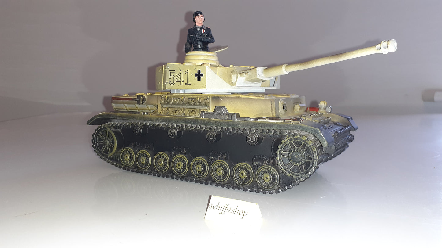 Britains 17460 541 ww2 German Winter Panzer 4 tank IV boxed 1:32 2003 S4