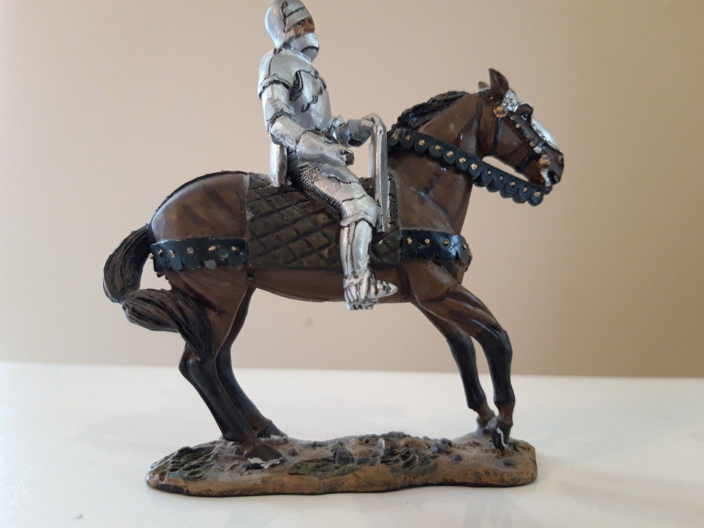 Del prado medieval warriors England man at arms 15th 1:30 cavalry 49 missin axe