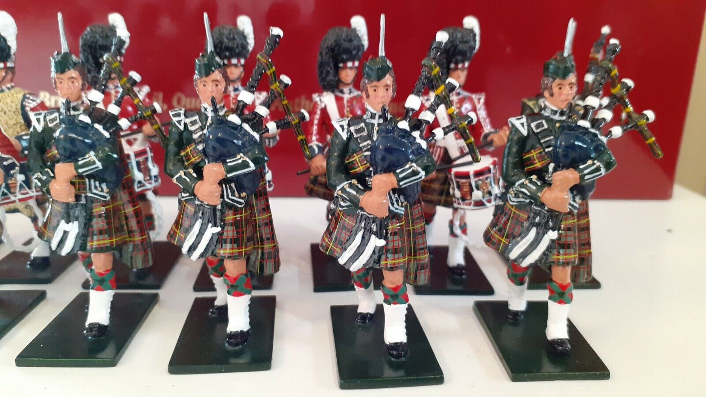 Britains limited edition pipes drums cameron highlanders 79th 2008 48004 boxed