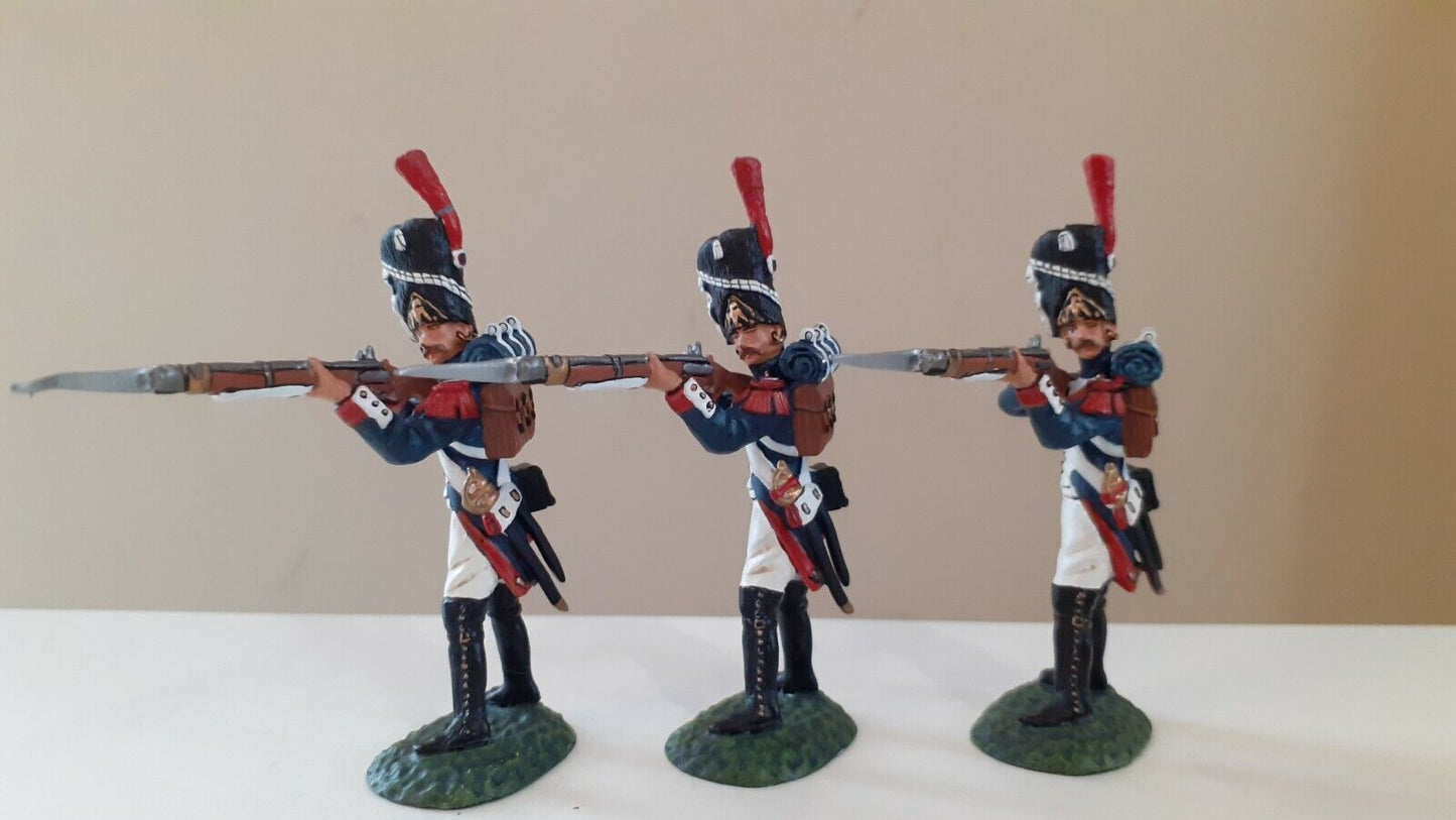 Frontline figures Napoleonic waterloo 3 french guards no box 1:32 wrdb