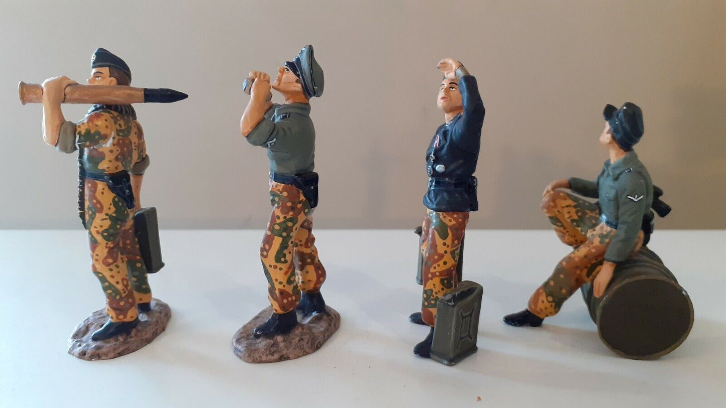 king and country early ws016 ww2 German panzer crew wittman 1:30 metal boxed