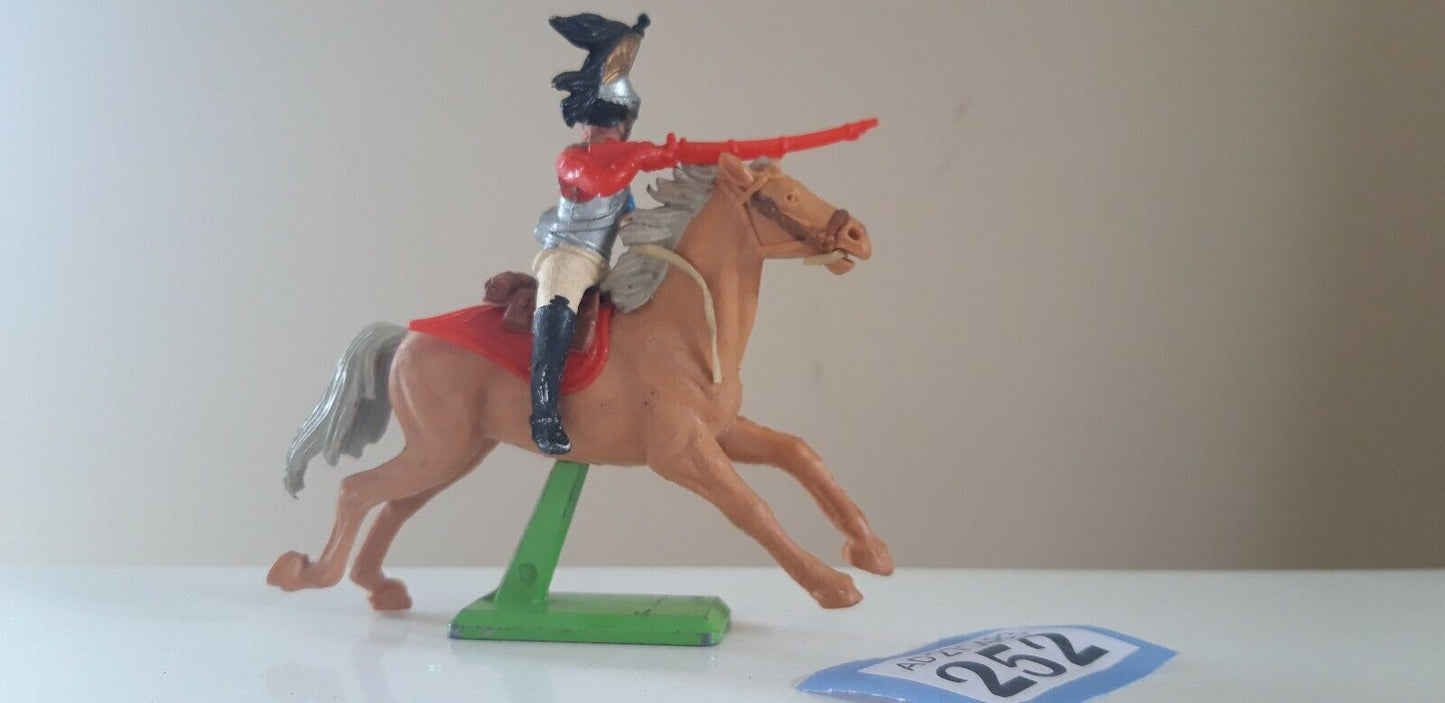 Britains deetail waterloo french cavalry cuiraissier with carbine1970s 1:32 b2