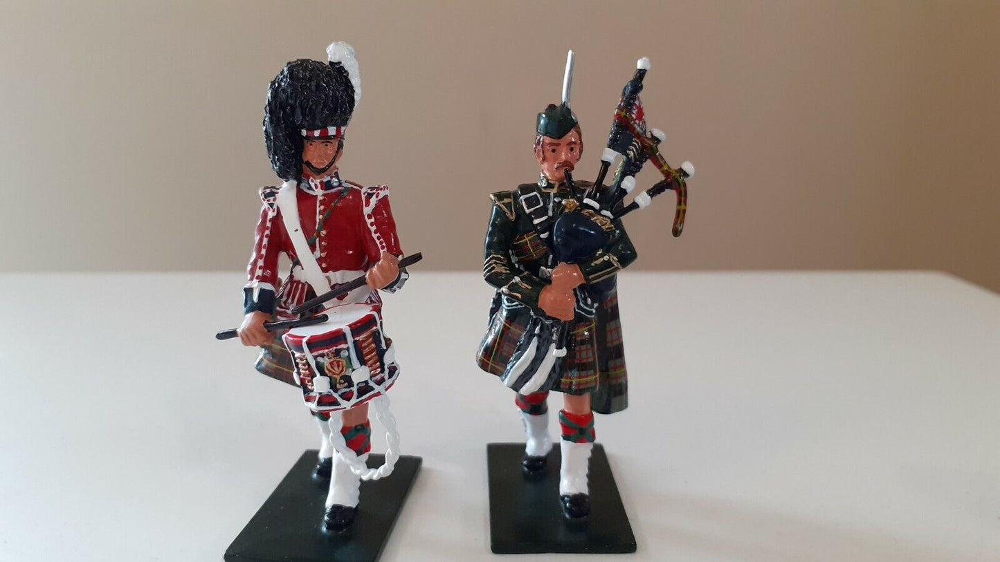 Britains limited edition pipes drums cameron highlanders 79th 2008 48004 boxed