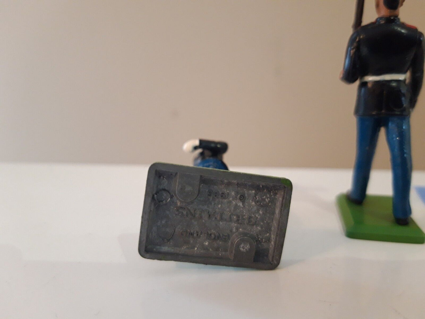 Britains ceremonial 2 us marines usmc 1:32 metal figures